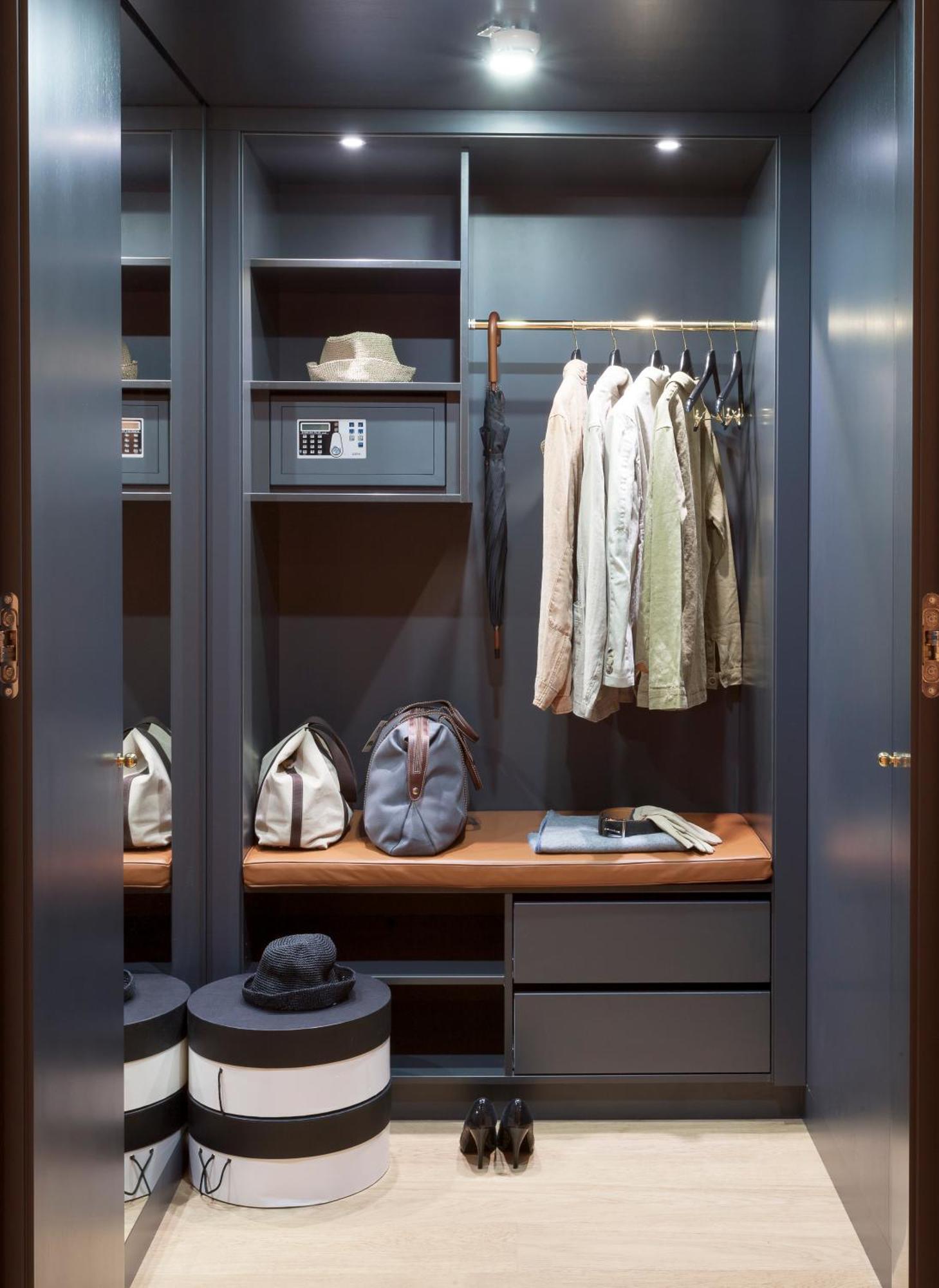 The Guesthouse Wien Eksteriør billede A wardrobe