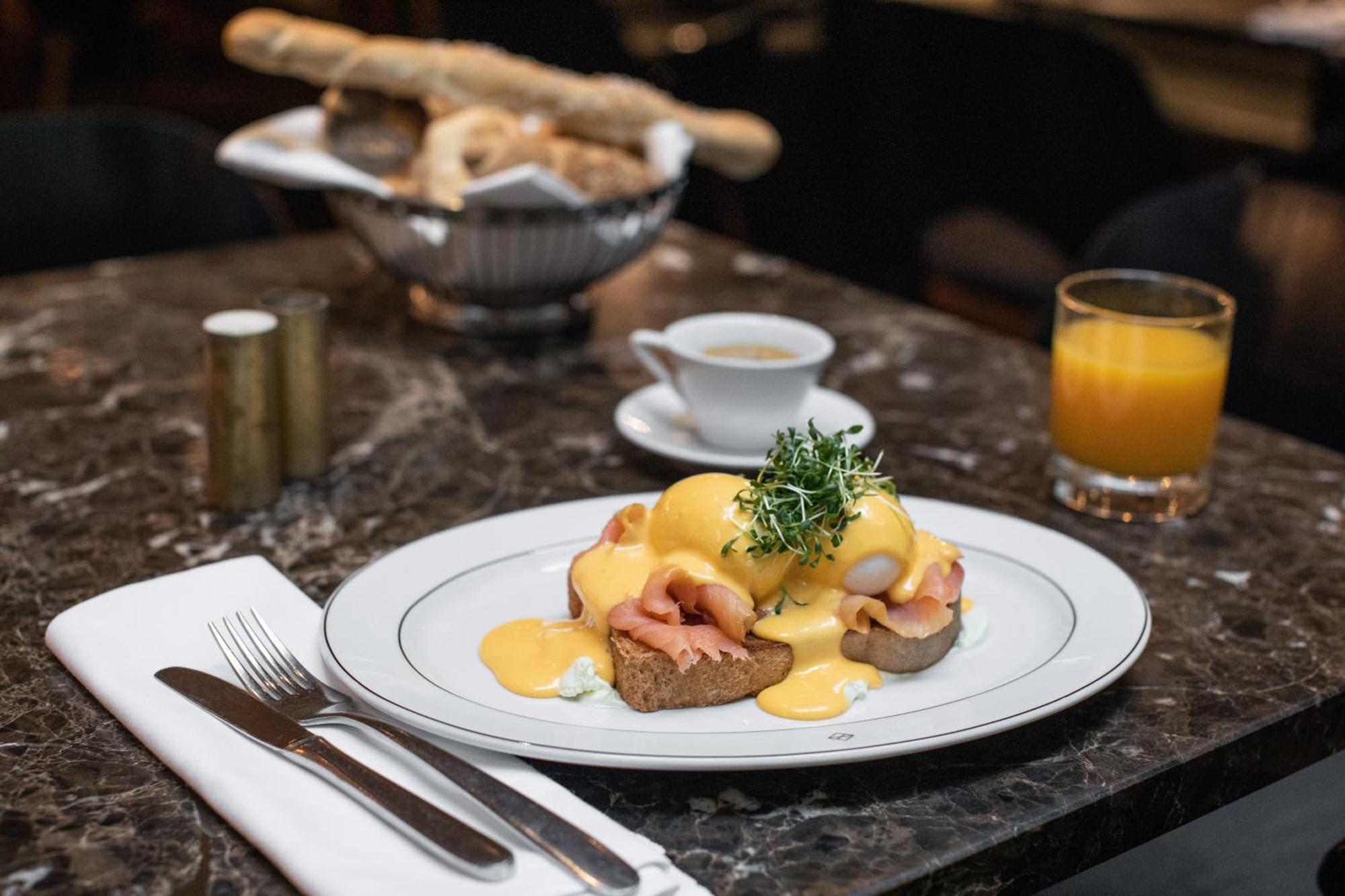 The Guesthouse Wien Eksteriør billede Eggs Benedict