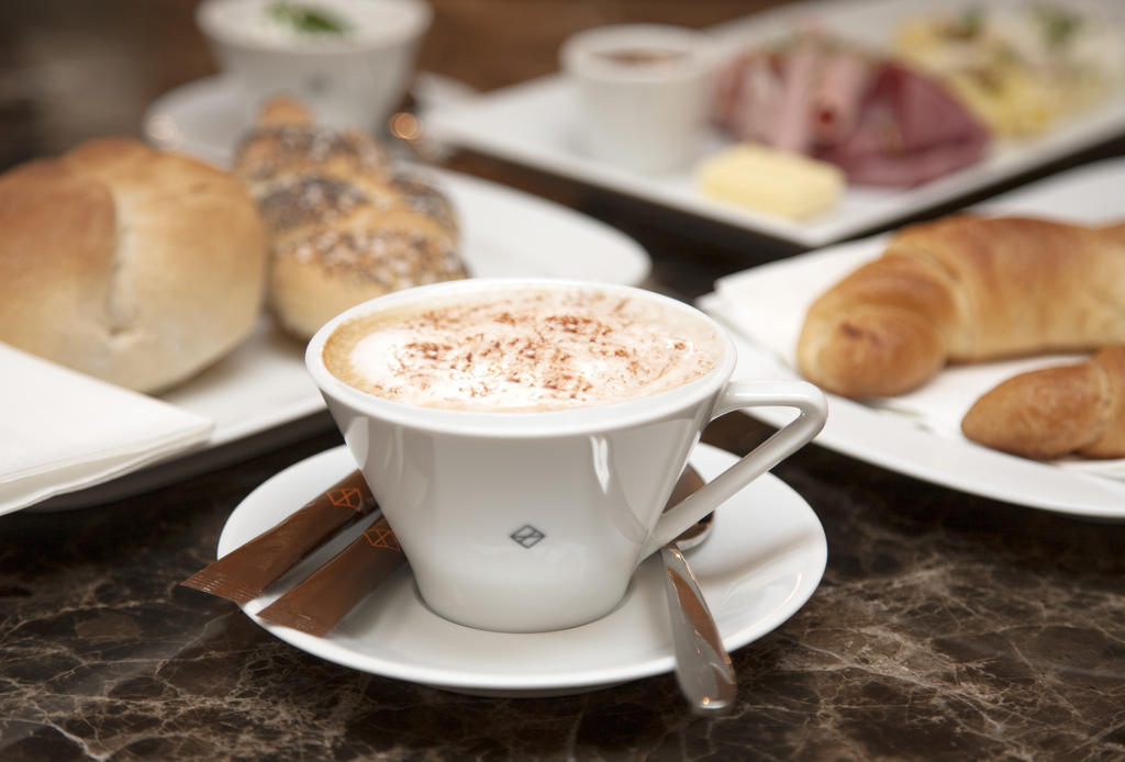 The Guesthouse Wien Eksteriør billede A cup of cappuccino